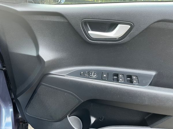 Kia Stonic 1.25 Petrol 376036026