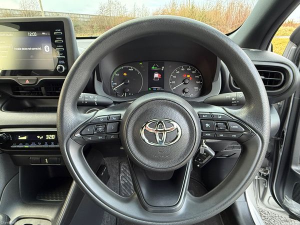 Toyota Yaris 2020 1.5L HYBRID PETROL AUTOMATIC 376039848