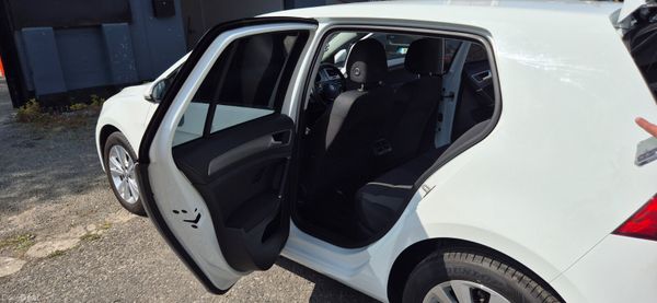 Volkswagen Golf 2015 1.2L PETROL AUTOMATIC 376277719