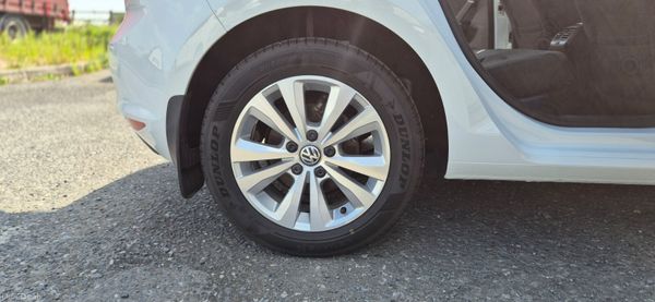 Volkswagen Golf 2015 1.2L PETROL AUTOMATIC 376277727