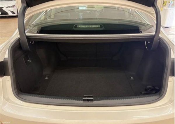 LEXUS IS 300H  2.5L PETROL HYBRID (2017) 376283528