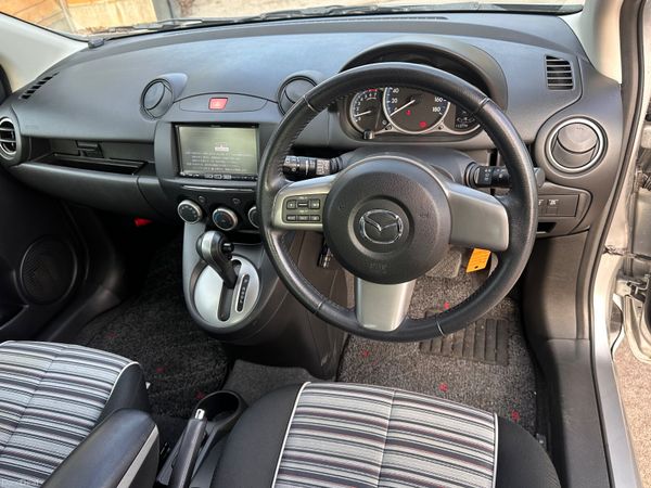 2013 MAZDA DEMIO AUTO 376205803