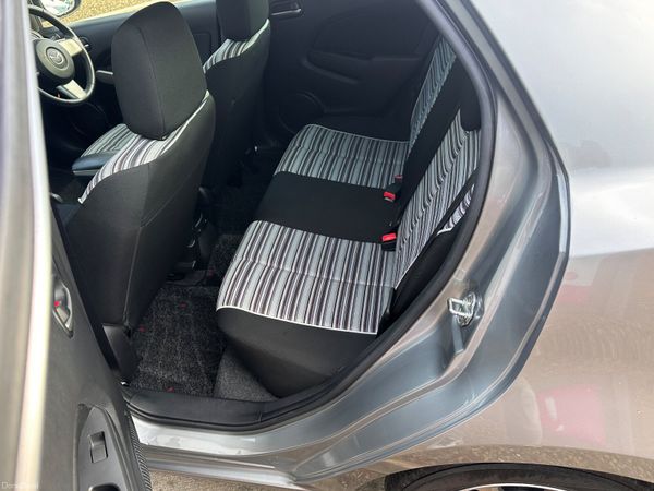 2013 MAZDA DEMIO AUTO 376205808