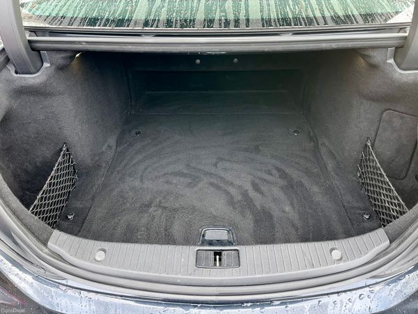 Mercedes S Class LWB 376216048