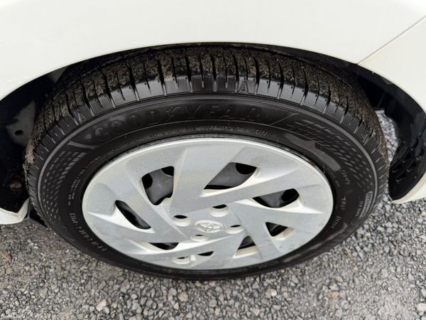 19 Toyota Aqua Hybrid Push Start 376218550