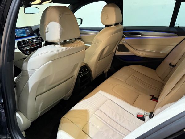 BMW 520d X Drive M-Sport G30 - High Spec 376452548