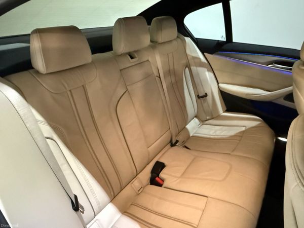 BMW 520d X Drive M-Sport G30 - High Spec 376452566