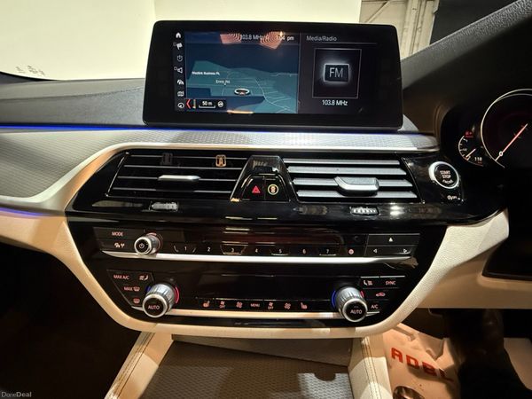 BMW 520d X Drive M-Sport G30 - High Spec 376452583