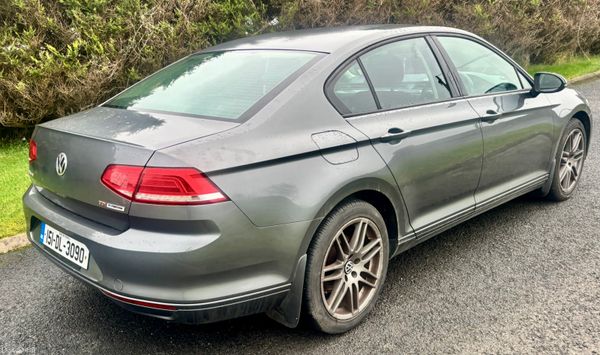 2015 VOLKSWAGEN PASSAT IMMACULATE 376456543