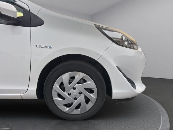 2018 TOYOTA AQUA HYBRID (S96) 376479760