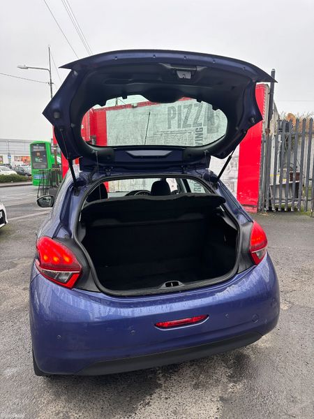Peugeot 208 1.2 Petrol NCT LOW KMS 1 OWNER 376423500