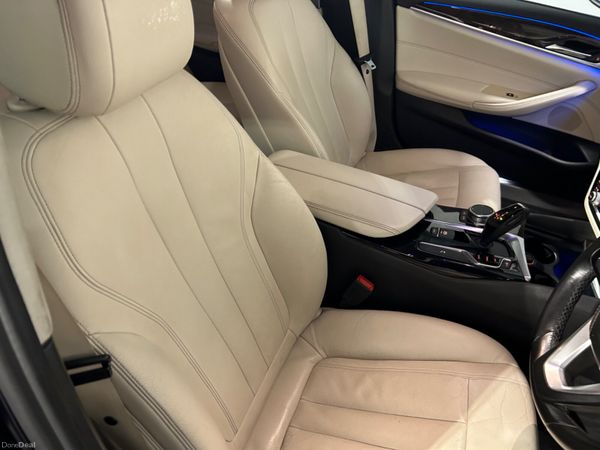 BMW 5-Series 2018 376680096