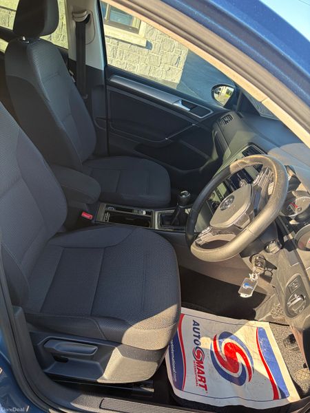 Volkswagen Golf 2014 376692242