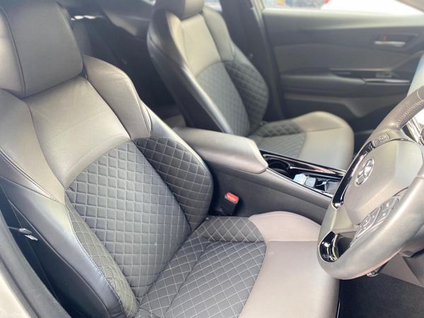 192 Toyota C-HR SOL AUTOMATIC 1.8 LOW MILES 376621074