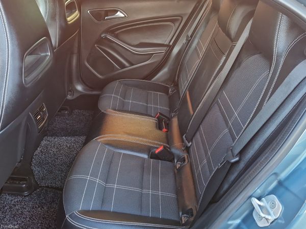 2015 MERCEDES BENZ A180 1.6 PETROL AUTOMATIC 376746160