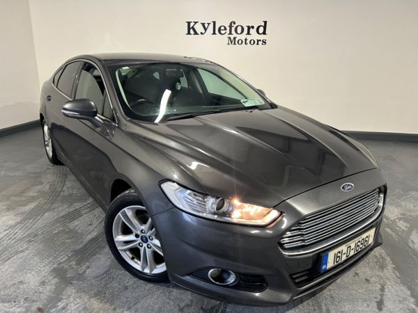 Ford Mondeo 2016 376863954