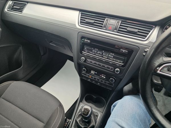 Skoda Rapid 2014 376864657