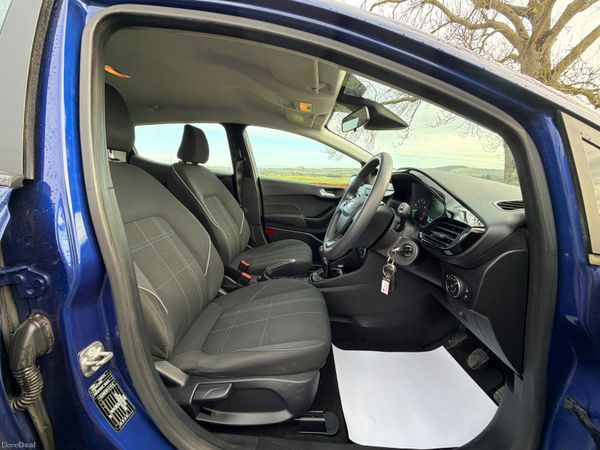 Ford Fiesta 2018 Zetec low mileage 376864829