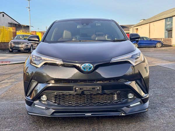 2018 Toyota C-HR | LEATHER HEATED SEATS 376876129