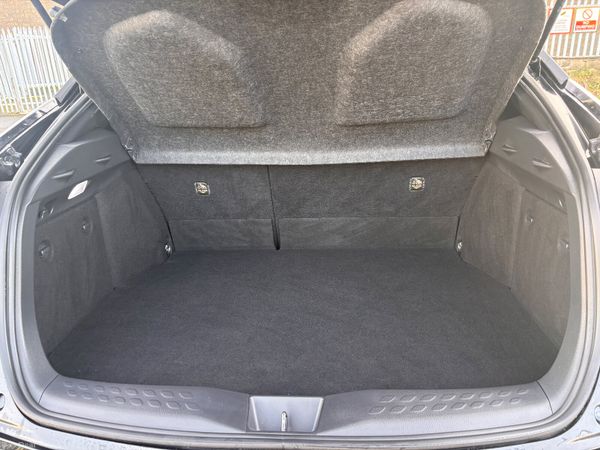 2018 Toyota C-HR | LEATHER HEATED SEATS 376876419