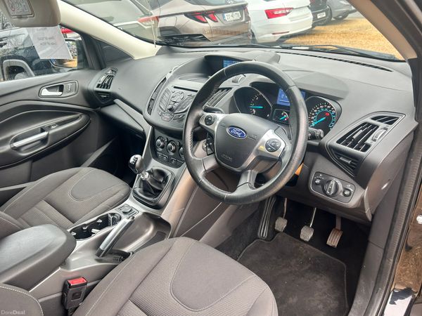 Ford Kuga Zetec **price drop January sales** 376829774