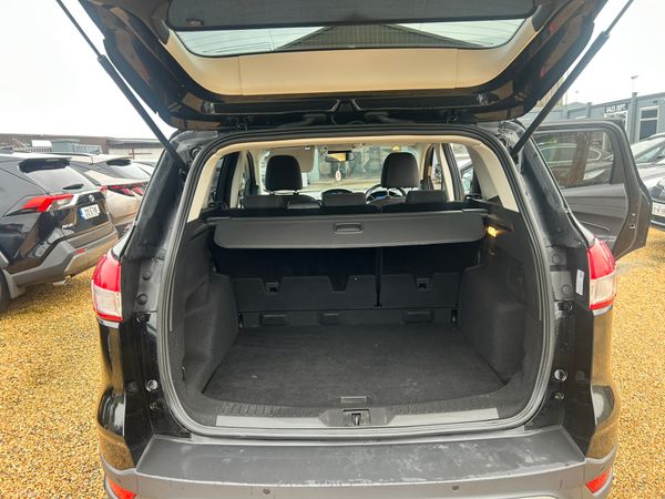 Ford Kuga Zetec **price drop January sales** 376829780