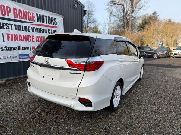 Honda Fit shuttle 2016 377002472