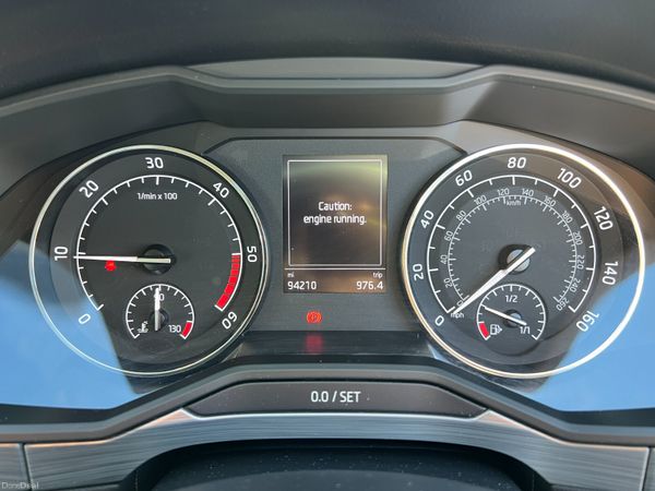 2021 (212) Skoda Superb SE Tech 2.0 TDI 377141588