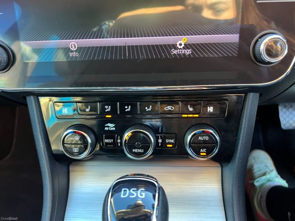 IRISH CAR- 2020 Skoda Superb SE Tech 2.0 TDI Estat 377141738