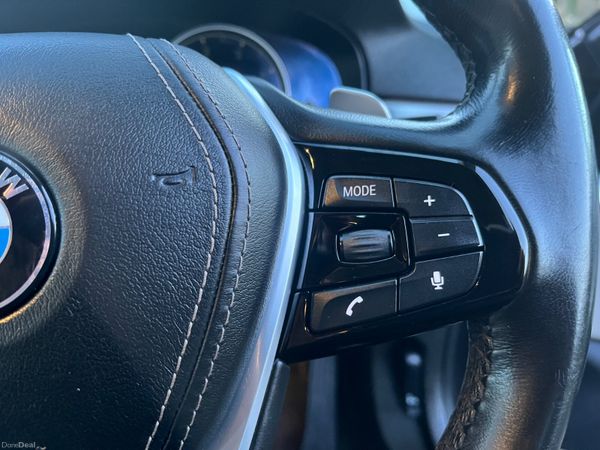 BMW 5-Series 520d SE 18" Auto 377144566