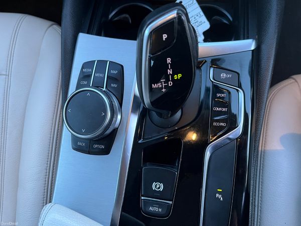 BMW 5-Series 520d SE 18" Auto 377144582