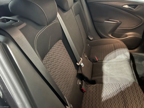 Vauxhall Astra 2016 377167626