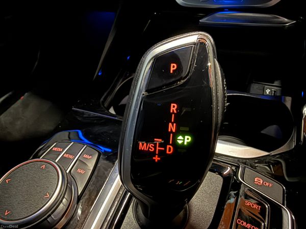 212 BMW X3 X-Drive 30E M-Sport 377172215