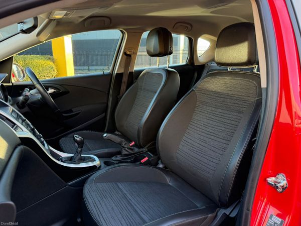 Opel Astra 1.6 CDTI Excite 377178033