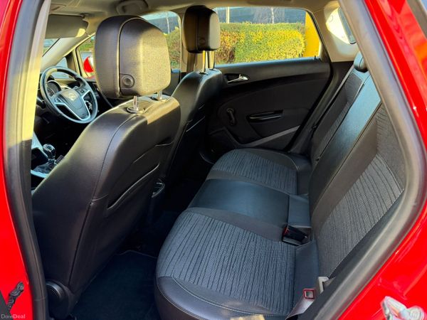 Opel Astra 1.6 CDTI Excite 377178036