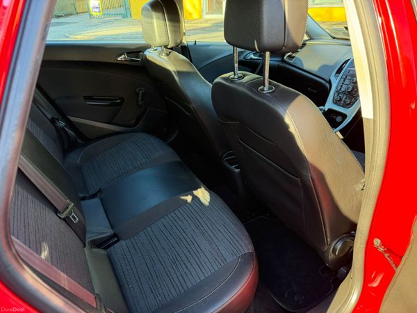 Opel Astra 1.6 CDTI Excite 377178037