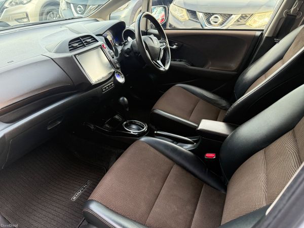 2012 Honda Fit Shuttle Hybrid / MVP Leather Spec 377198746