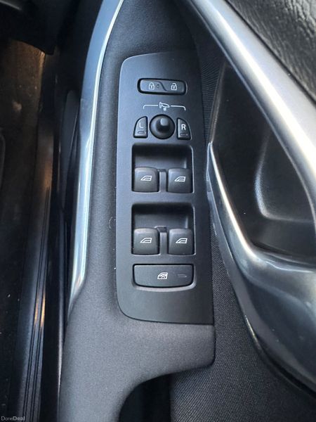 Volvo V40 2015 T4 R DESIGN 377249754