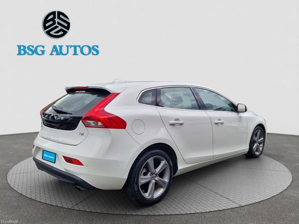 2015 VOLVO V40  T4 1.6 AUTO*FULL LEATHER SEATS* 377296635