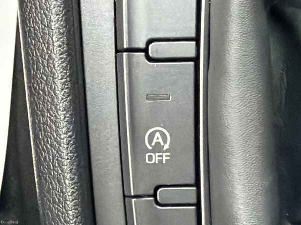 Hyundai KONA 2023 Comfort Low Mileage 377342154