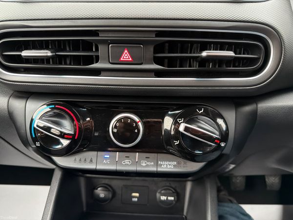 Hyundai KONA 2023 Comfort Low Mileage 377342168