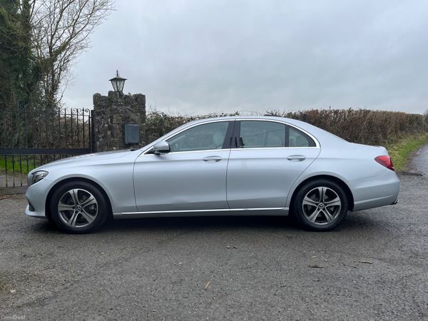Mercedes-Benz E-Class E 220 D AVANTGARDE A/T 377349674