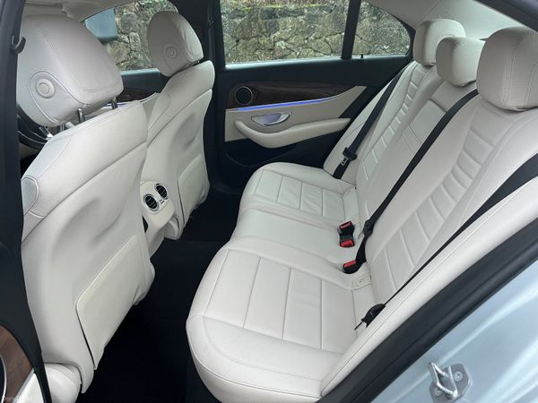 Mercedes-Benz E-Class E 220 D AVANTGARDE A/T 377349730