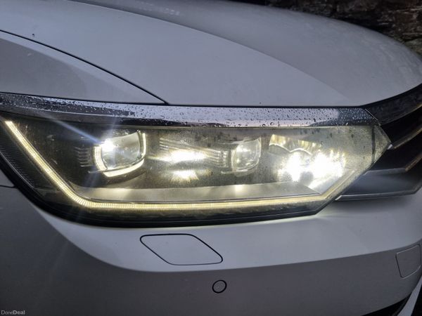 Volkswagen Passat 2016 377352262