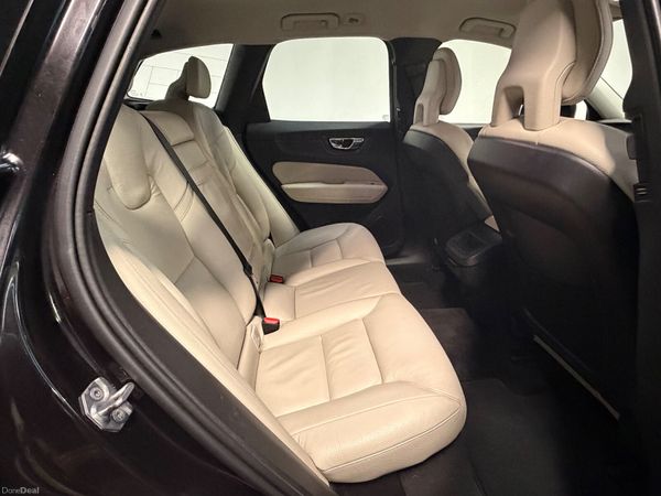 182 Volvo XC60 2.0D 190 AWD MOMENTUM 377318931