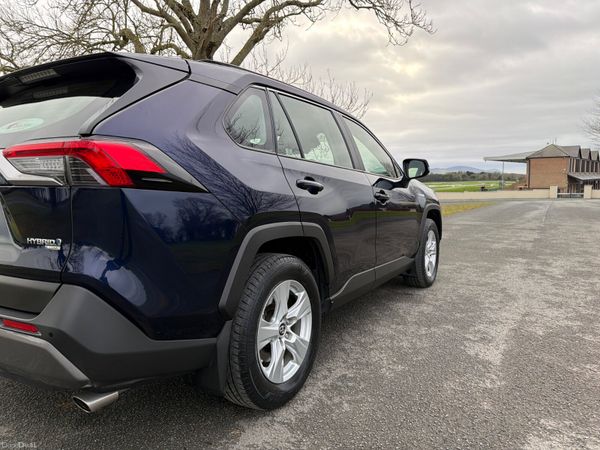 Toyota RAV4 2019 Luna Hybrid 2.5 Low Mileage 377322454