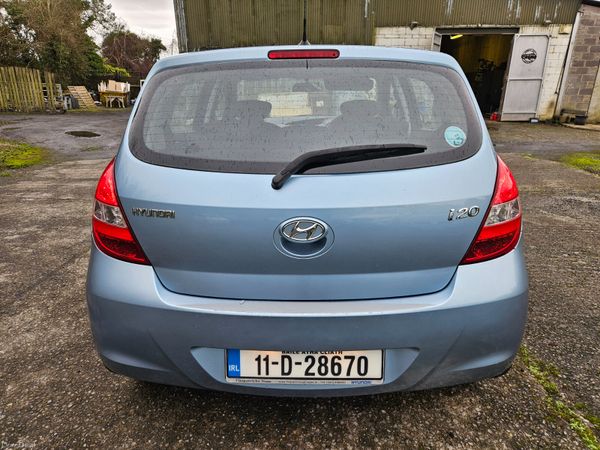 Hyundai i20 2011 1.2 deluxe one owner 377335715