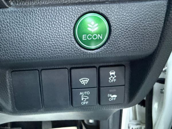 2016 Honda Fit 1.5 Hybrid Auto, 51 Miles 377444346