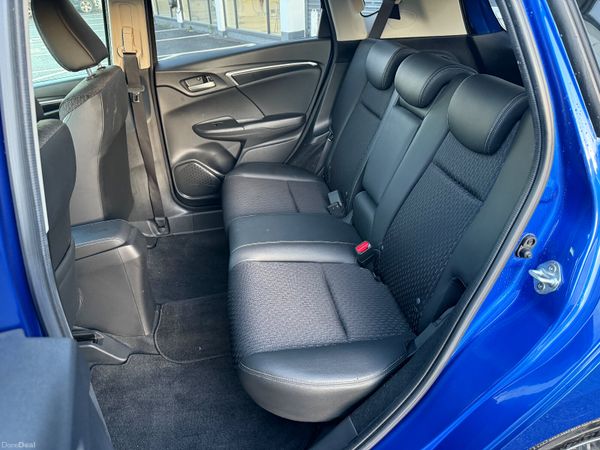 2016 Honda Fit  1.5 Hybrid auto Top Specs 377445408