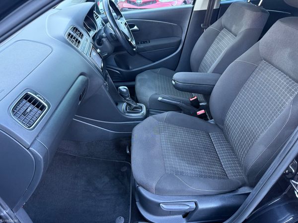 2015 Volkswagon Polo 1.2L  Automatic 377447756